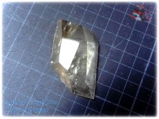 画像1: コレクション向け アイスランド産 カルサイト 結晶 ファンシーファセットカットルース No.3668 (1)