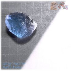 画像4: ◆ 秘蔵品 宝石質 特殊希少カラー ブルーフローライト 欠片 結晶 蛍石 原石 No.4884 (4)