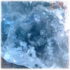 画像3: ◆ 秘蔵品 宝石質 特殊希少カラー ブルーフローライト 欠片 結晶 蛍石 原石 No.4913 (3)