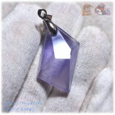 画像1: ◆ ” 紫陽花の宝石 ” 特殊希少カラー すみれ色 フローライト 結晶 蛍石 No.5185 (1)