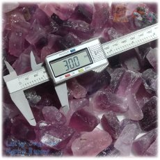 画像6: ◆ 業務用 パープルフローライト 赤紫色 原石 無選別 未洗浄 約100ｇ 量り売り 天然石 ♪3107 (6)