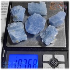 画像8: ◆ 業務用 ブルーカルサイト ユニーク 原石 無選別 未洗浄 約100ｇ 量り売り 天然石 ♪3114 (8)