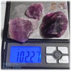 画像10: ◆ 業務用 パープルフローライト 紫蛍石 原石 無選別 未洗浄 約100ｇ 量り売り 天然石 ♪3122 (10)