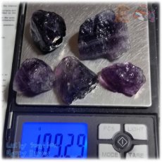 画像9: ◆ 業務用 パープルフローライト 紫蛍石 原石 無選別 未洗浄 約100ｇ 量り売り 天然石 ♪3123 (9)