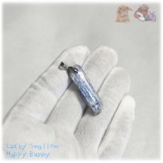 画像7: ◆ 限定品 チベット産 藍晶石 カイヤナイト Kyanite 欠片 原石 ペンダント ネックレス No.5235 (7)