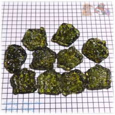 画像3: 半額セール ♪ モルダバイト 原石 東シナ海産 チェコ隕石 ラフロック ランダム1個 (3)