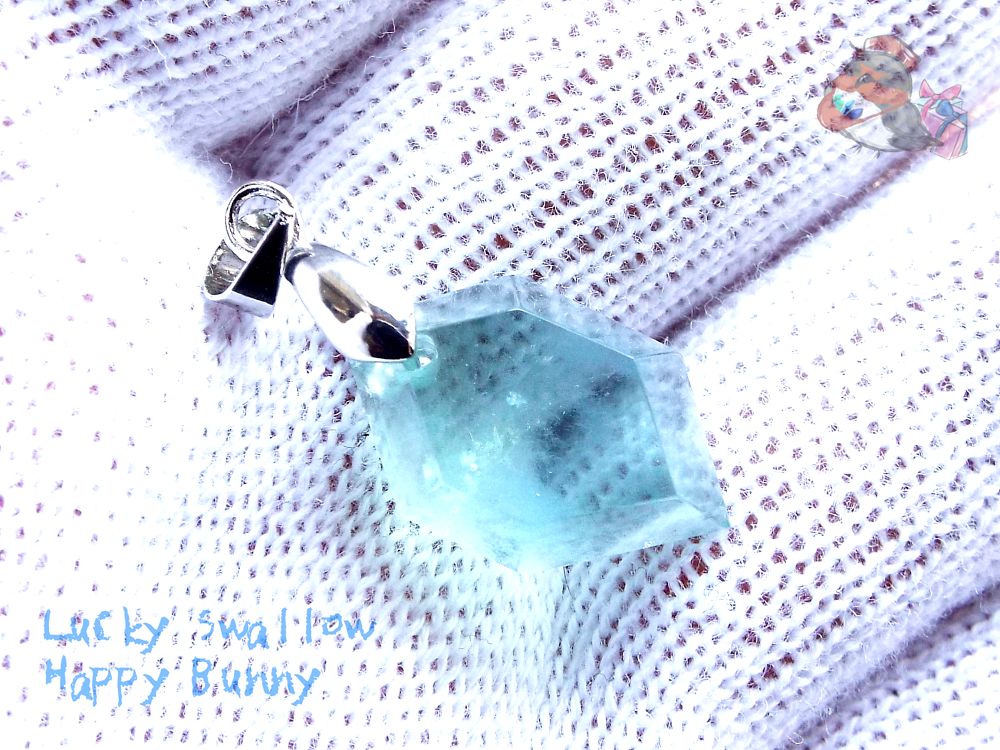 天然石 工房謹製 小さいブルーフローライト ネックレス用 ペンダント 別名 Fluorite フルオライト 蒼螢石 青蛍石 No 3095 天然 小さなミネラルフェス 工房謹製 小さいブルーフローライト ネックレス用 ペンダント 別名 Fluorite フルオライト 蒼螢石 青蛍石 No 3095