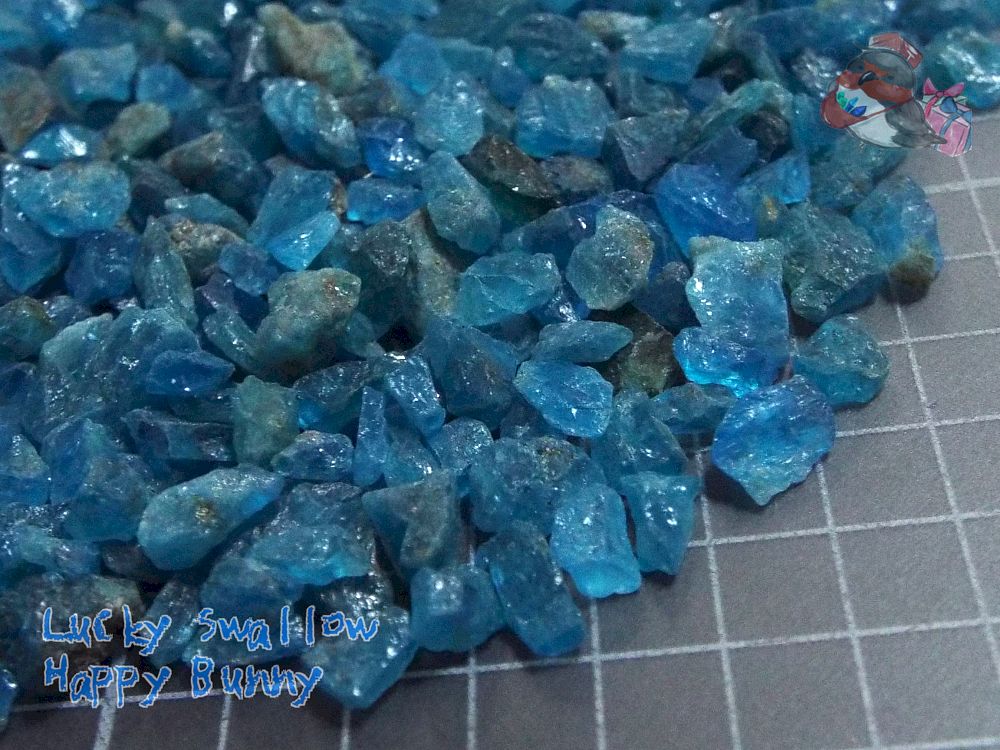 天然石 アパタイト(濃青) 10ｇ♪さざれ石♪ 天然 小さなミネラルフェス♪ アパタイト(濃青) 10ｇ♪さざれ石♪
